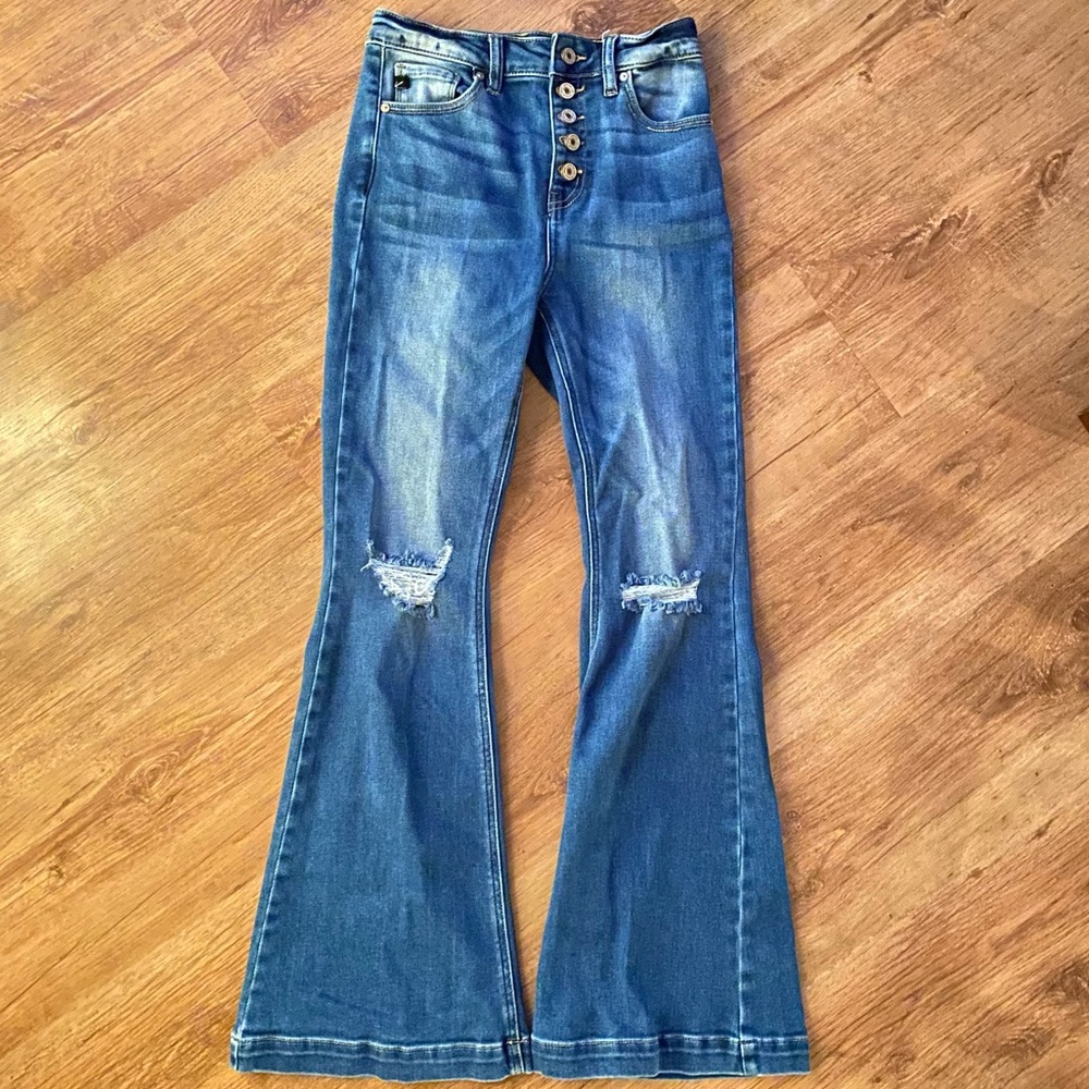 KanCan Petite Size 25/3 Flare